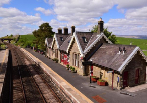 Platform Cottage